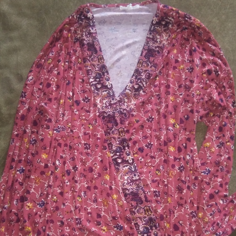 Maurices top